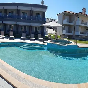 Finikas Garden Apartment Nikiti (Sithonia)