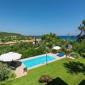 Helios Villa Pefkochori